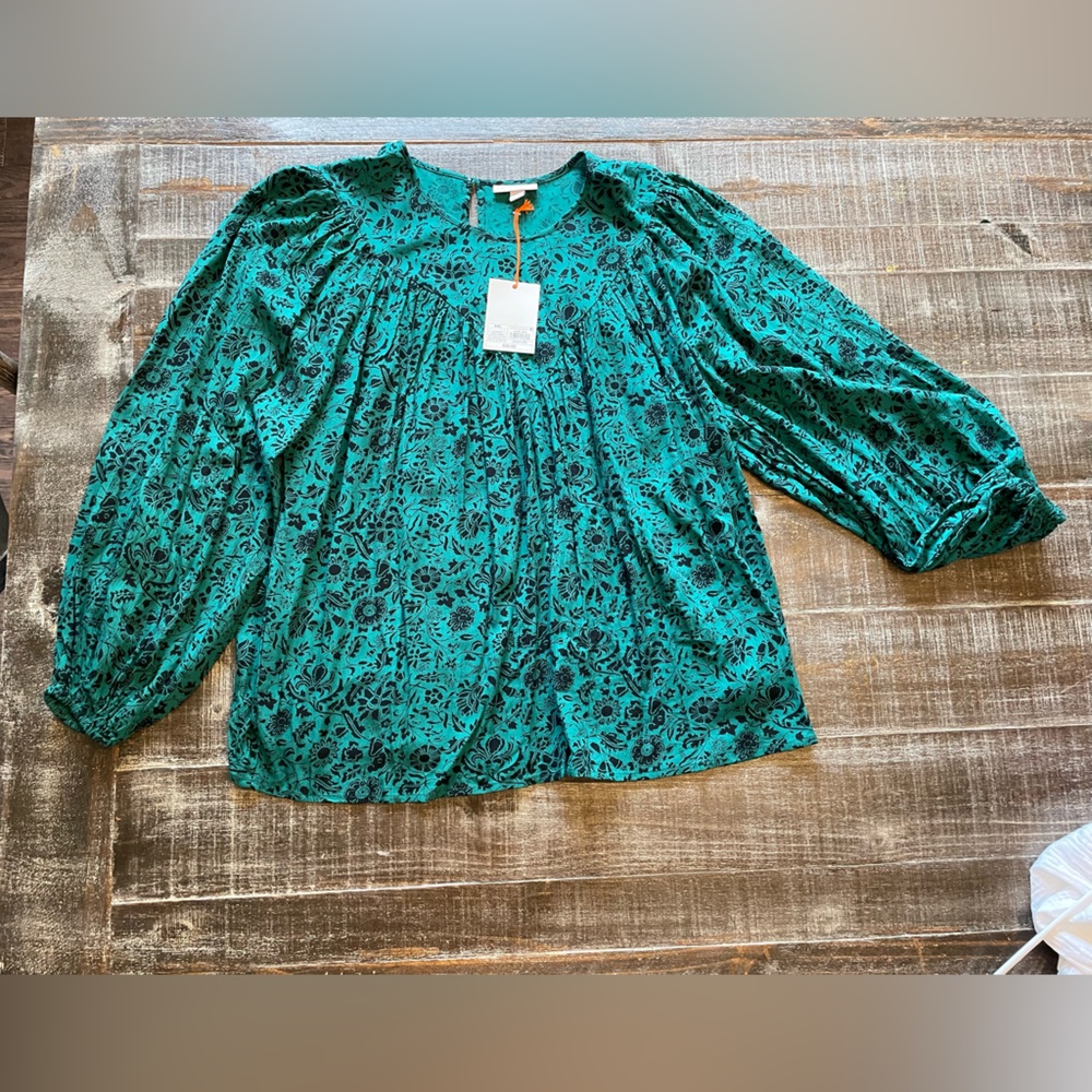 Knox Rose green and black floral blouse